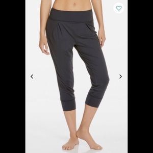Fabletics Yogi Capri - Slouchy and Comfy!
